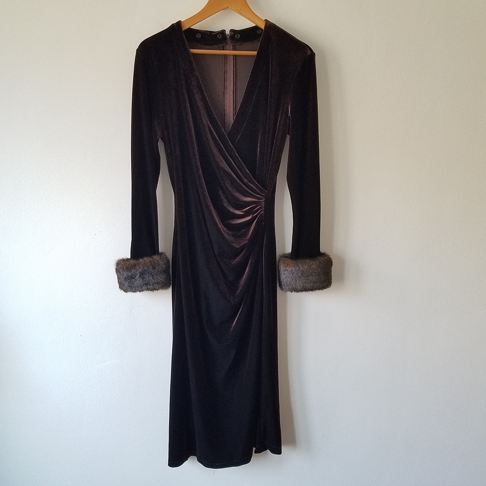 Vintage Tadashi Faux Fur Trim Brown Velvet V-Neck Midi Dress Size Lage